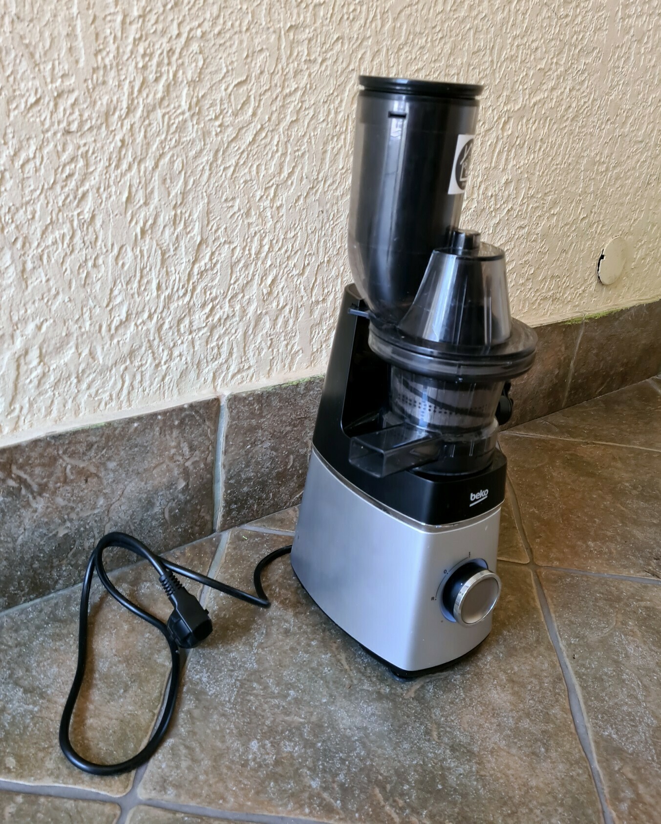 wyciskarka-beko-sja3209bx-marka-beko