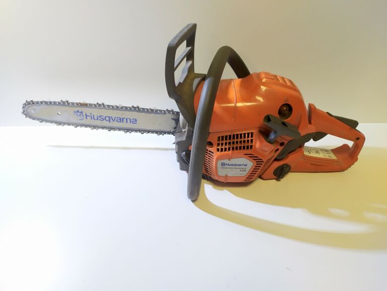 PIŁA SPALINOWA HUSQVARNA 135 MARK II