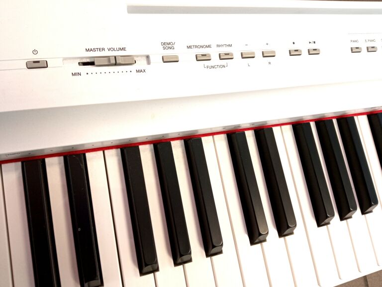 PIANINO CYFROWE YAMAHA P-125 WH
