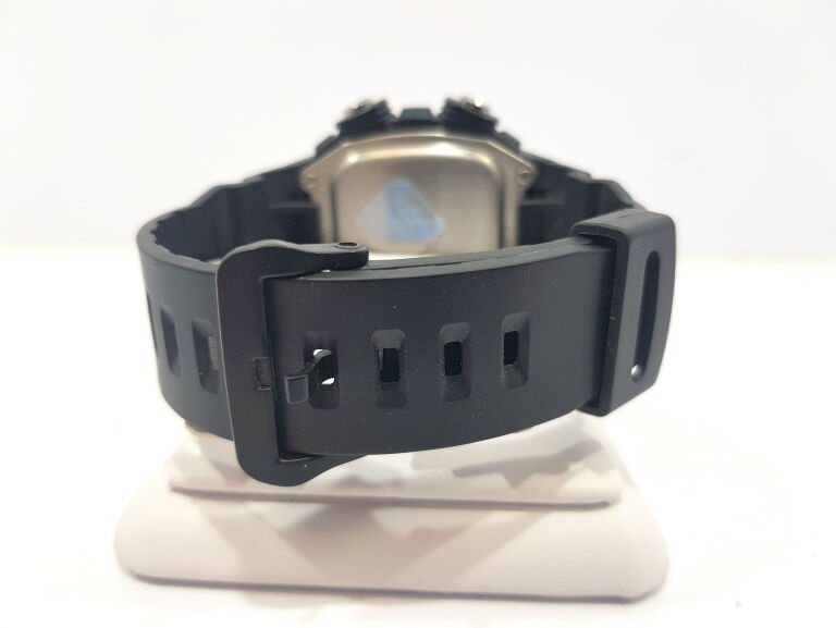 ZEGAREK CASIO ILLUMINATOR 200M