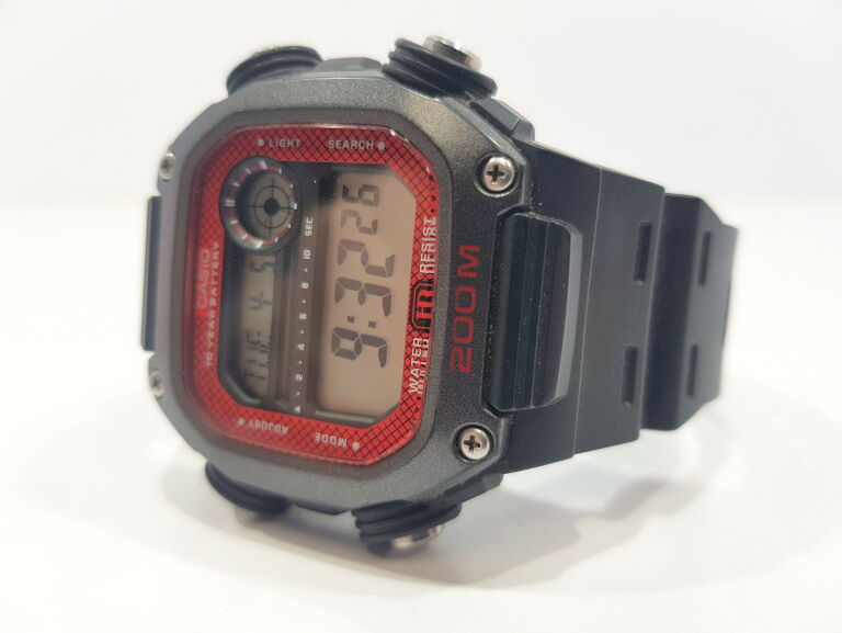 ZEGAREK CASIO ILLUMINATOR 200M