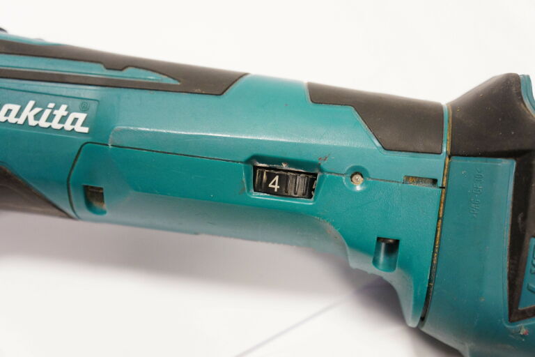 multiszlifierka-makita-dtm51-18v-bez-bateri-kod-producenta-dtm51