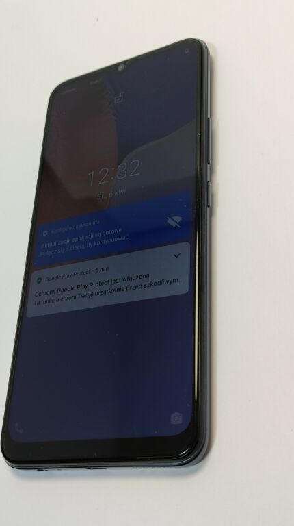 TELEFON VIVO YO1