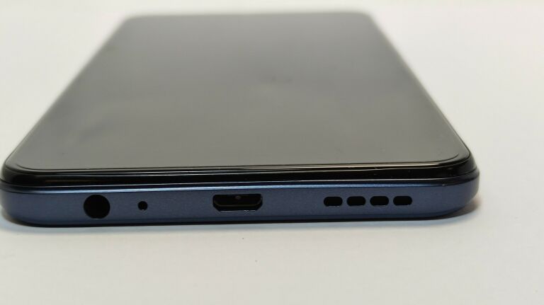 TELEFON VIVO YO1