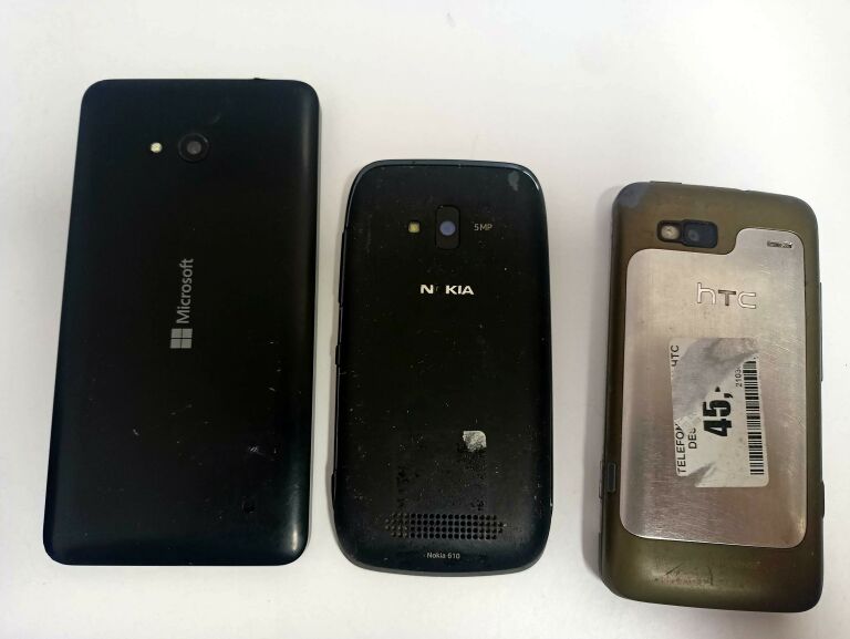 zestaw-6-uszkodzonych-telefonow-dotykowych-przekatna-ekranu-58