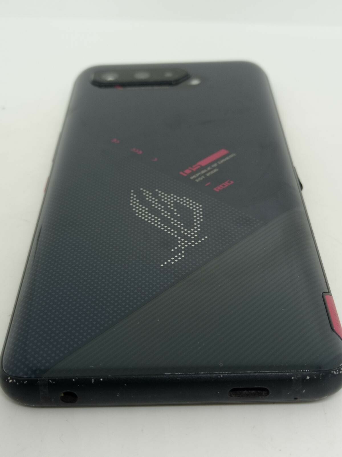 telefon-asus-rog-phone-5-8128gb-super-stan-system-operacyjny-android