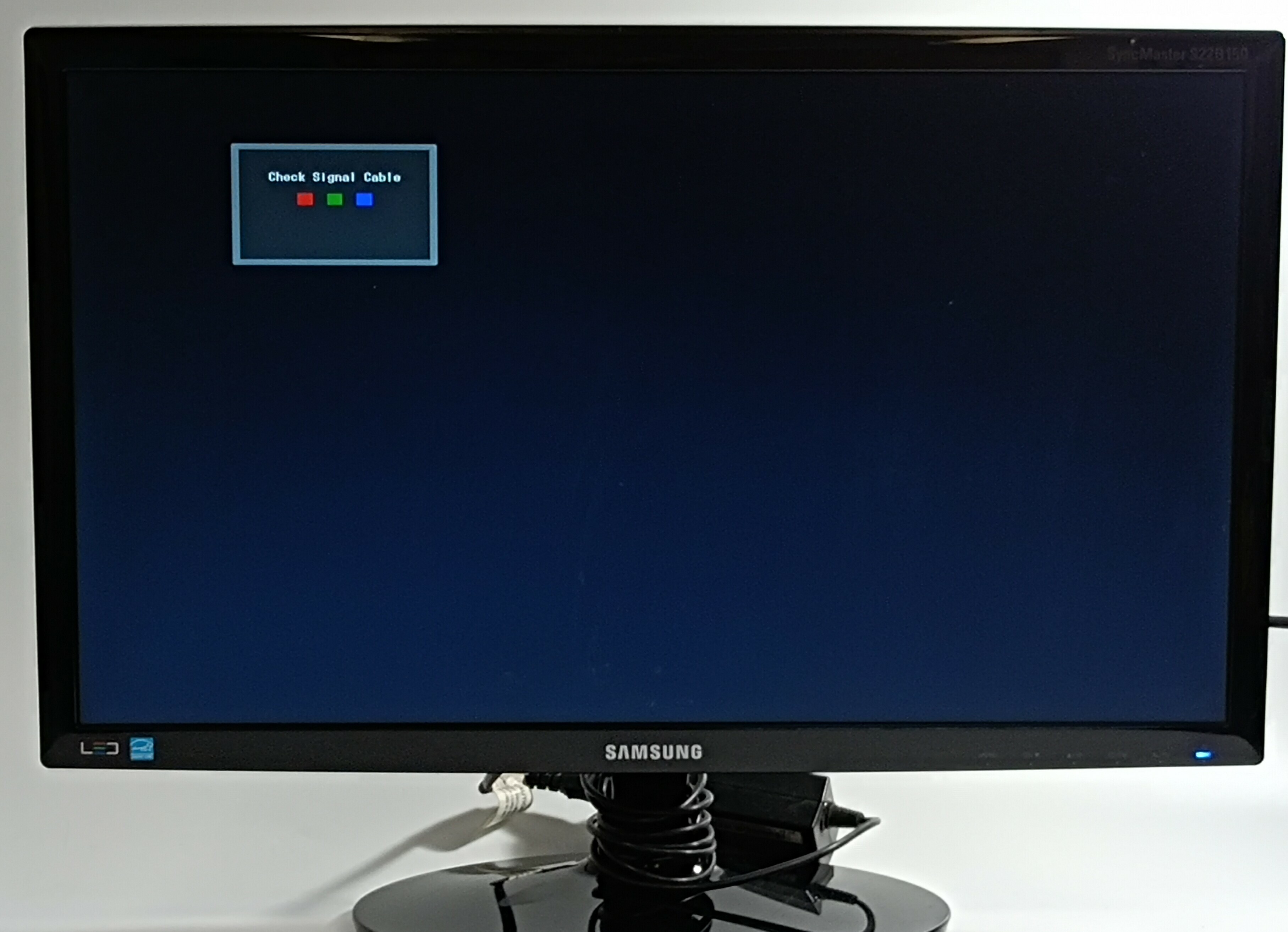 monitor-samsung-s22b150n-rodzaj-podswietlania-led