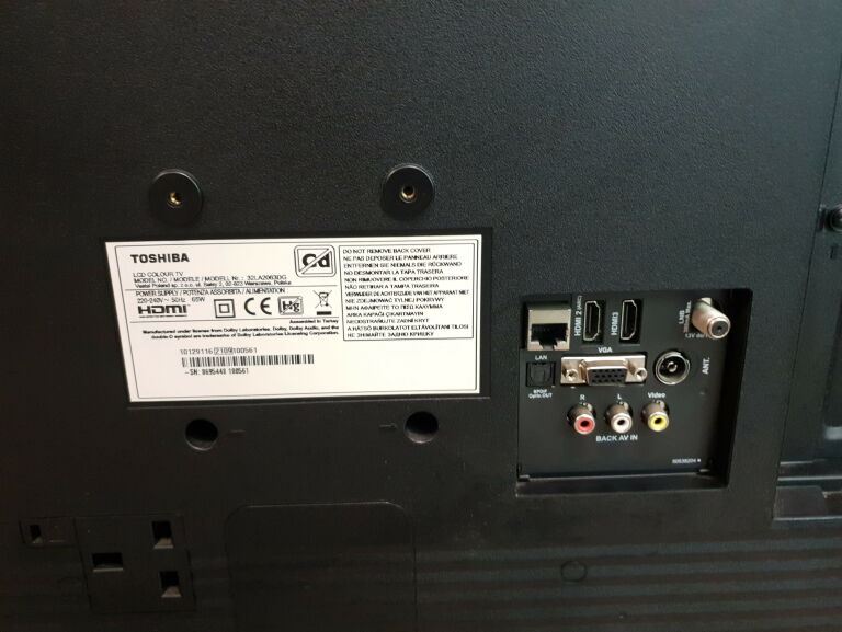 TELEWIZOR TOSHIBA 32LA2063DG /32" /ANDROID TV