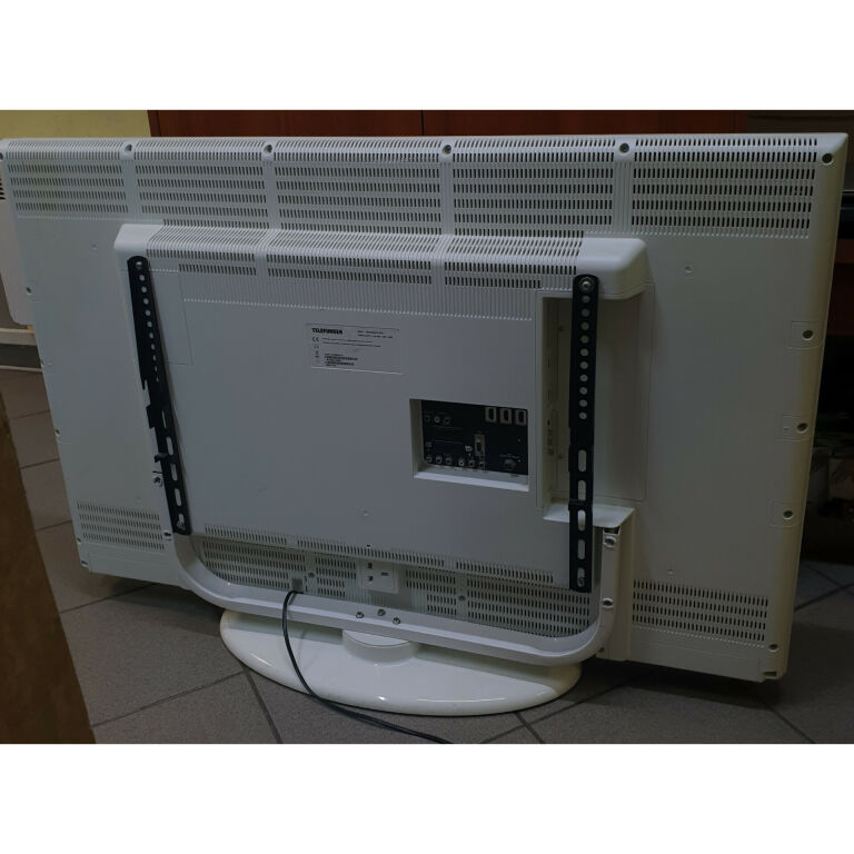 TELEWIZOR TELEFUNKEN T46RC8829FHD 46"SPRAWNY