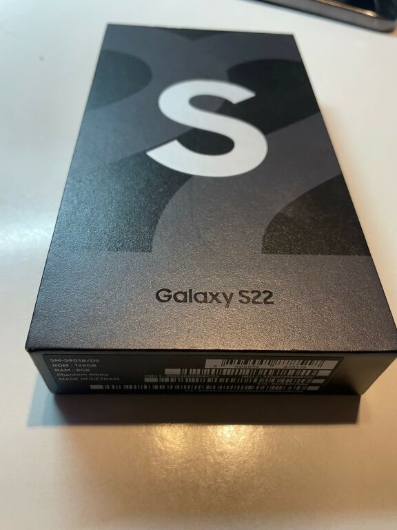 telefon-smartfon-samsung-galaxy-s22-8-gb-128-gb-stan-nowy
