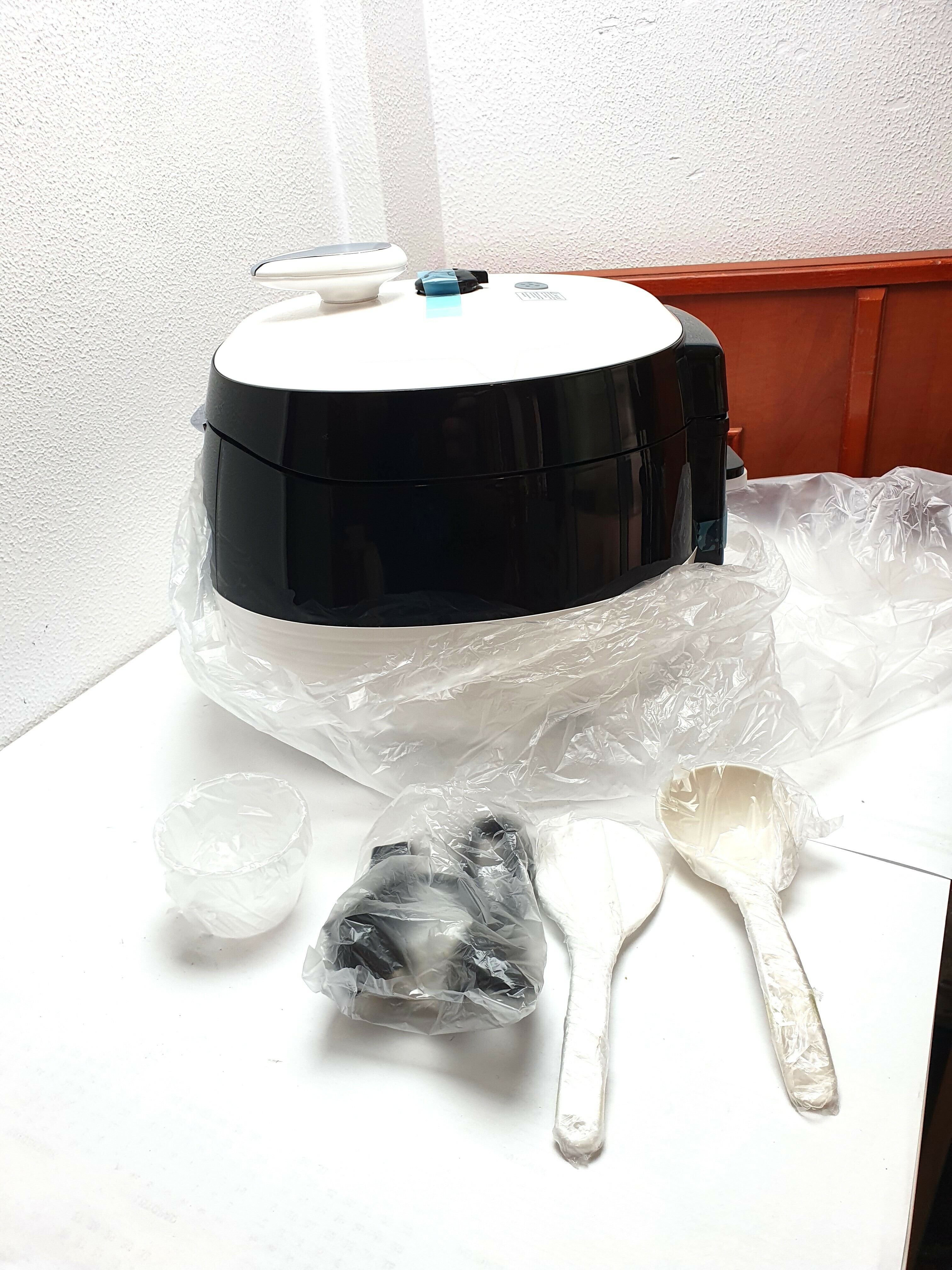 szybkowar-multi-cooker-frederick-excellence-de-19-kolor-dominujacy-czarny