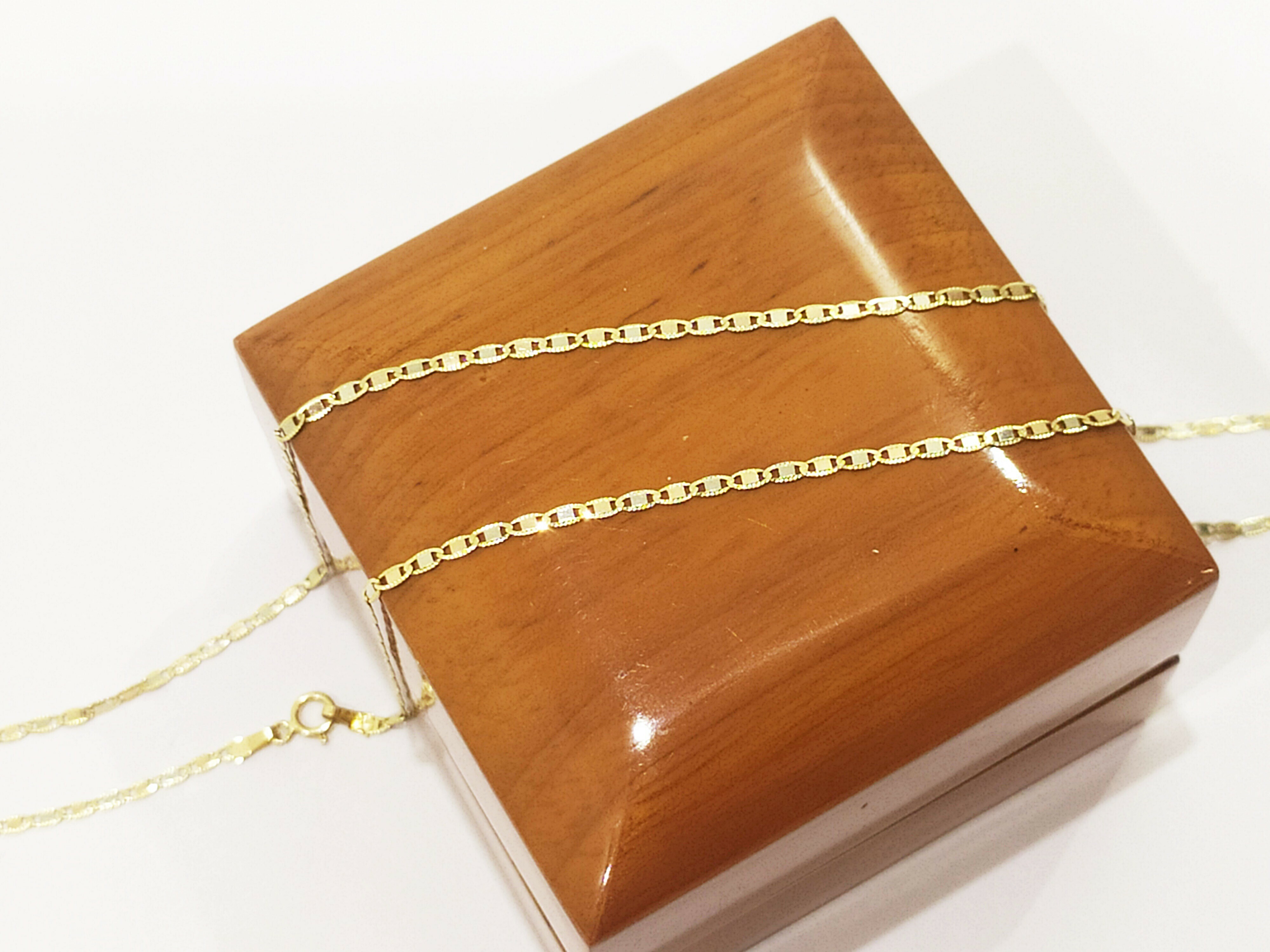 delikatny-zloty-lancuszek-585-material-15835-2