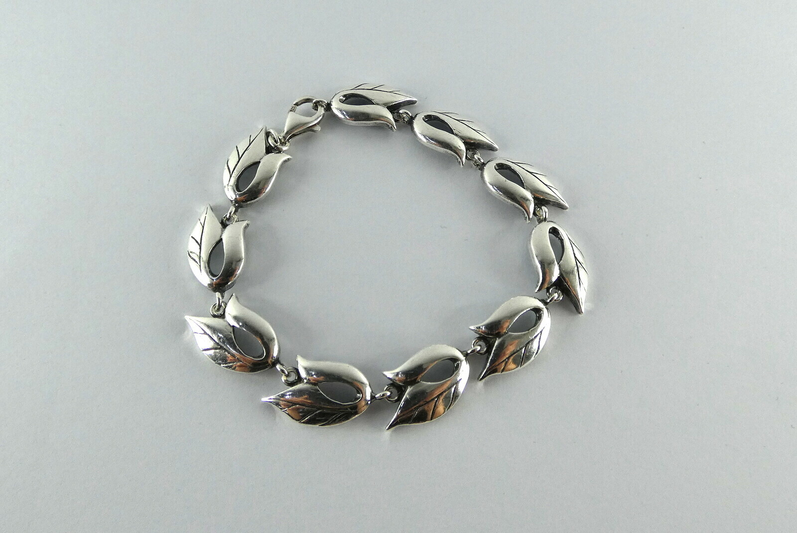 srebrna-bransoletka-listki-925-1587g-20cm-material-15835-4