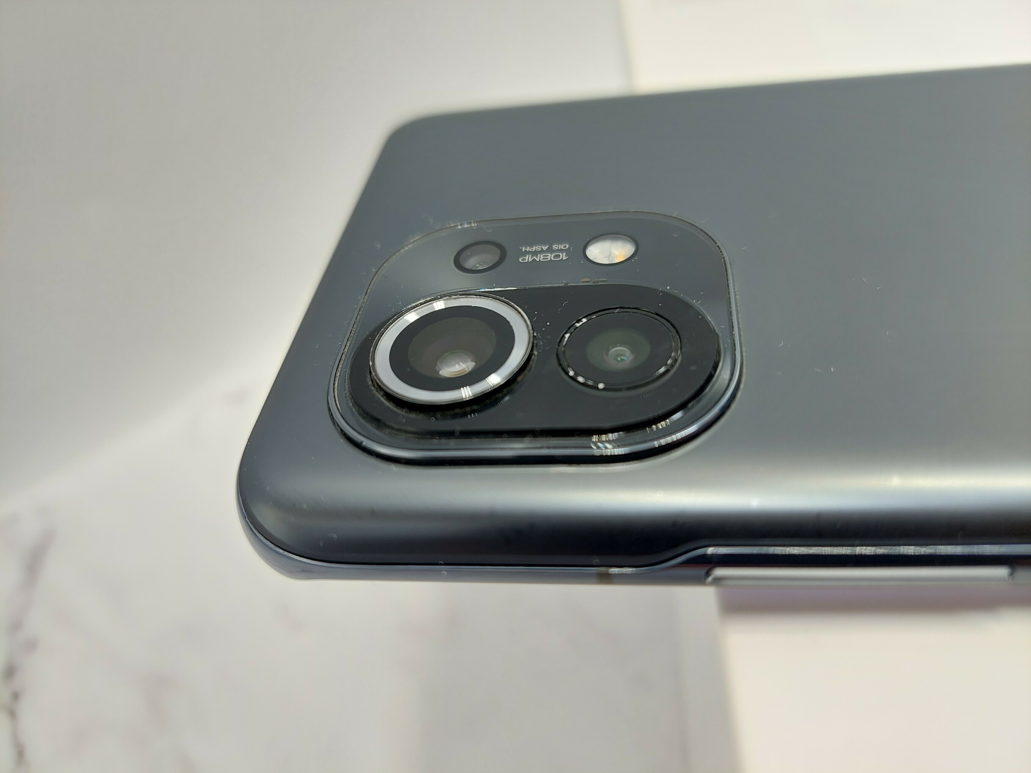 xiaomi-mi-11-5g-8gb-256gb-midnight-gray-polecam-komunikacja-bluetooth