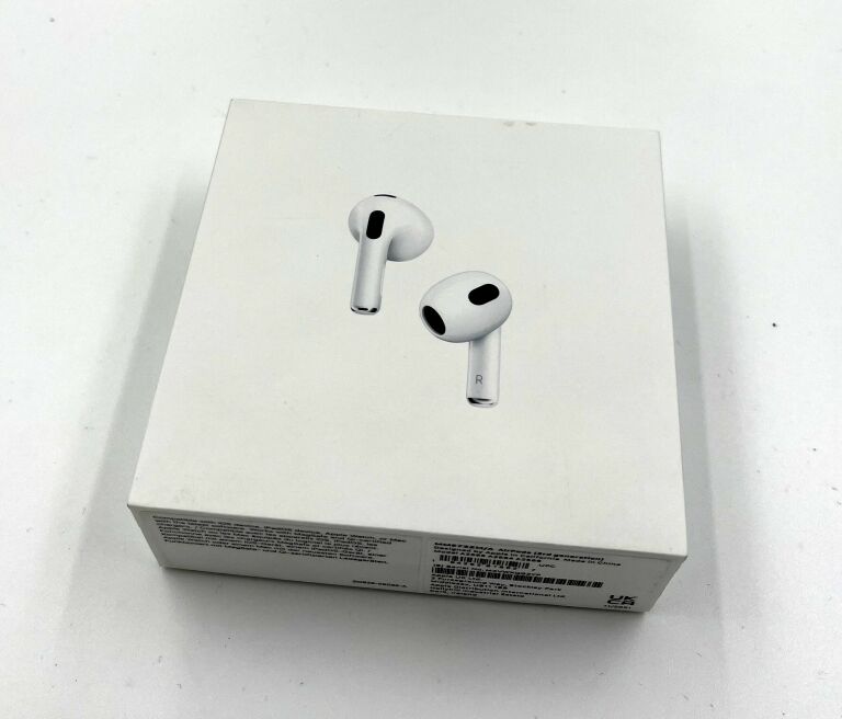 SŁUCHAWKI APPLE AIRPODS 3 GEN PUDEŁKO FOLIA