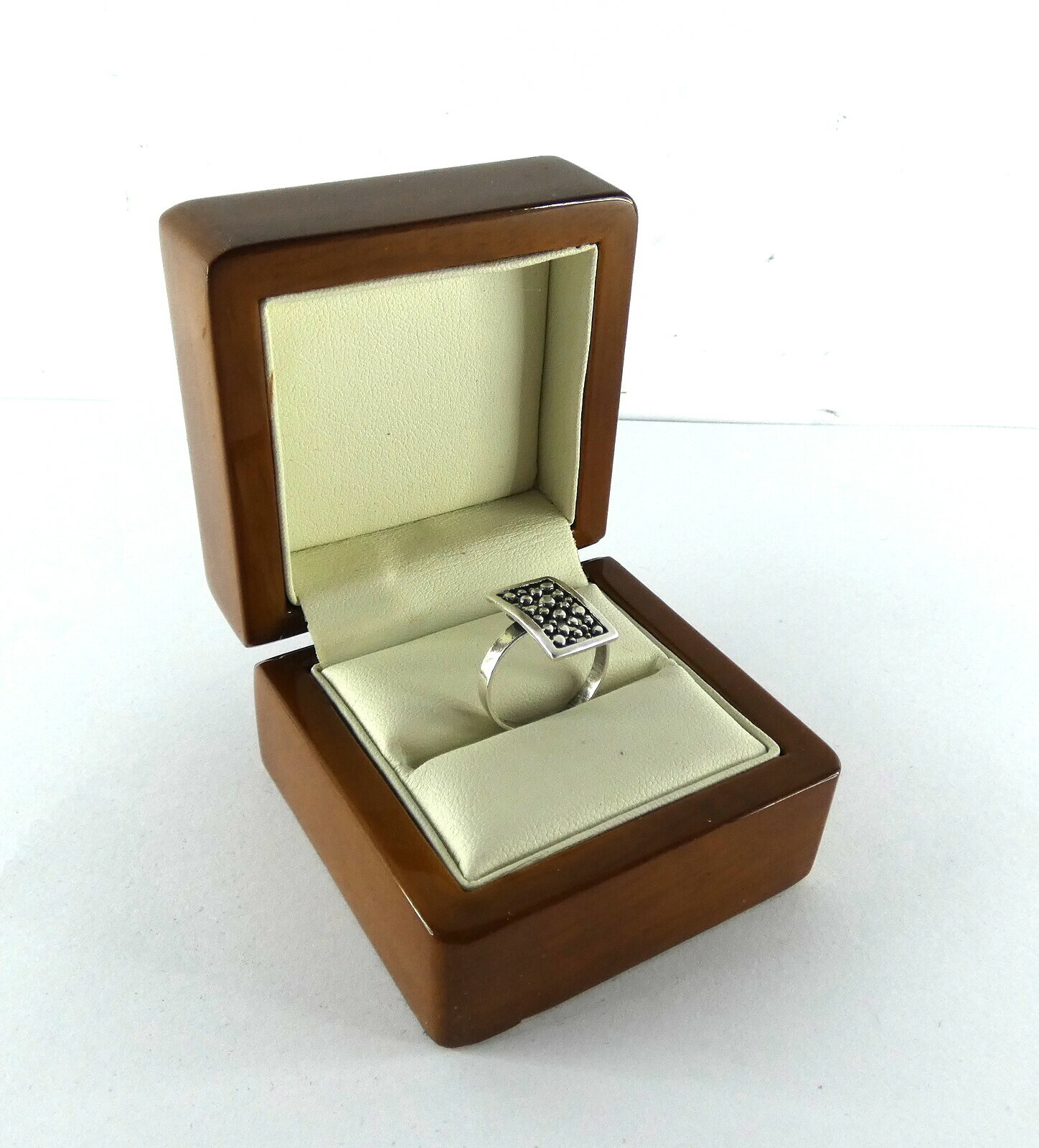 srebrny-pierscionek-prostokat-925-215g-r15-jagiellonska-721-szczecin-rs