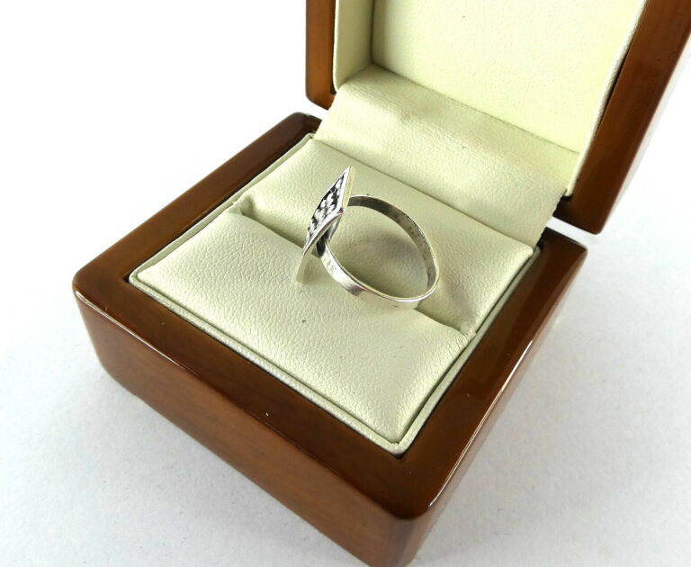 srebrny-pierscionek-prostokat-925-215g-r15-rodzaj-2205-2