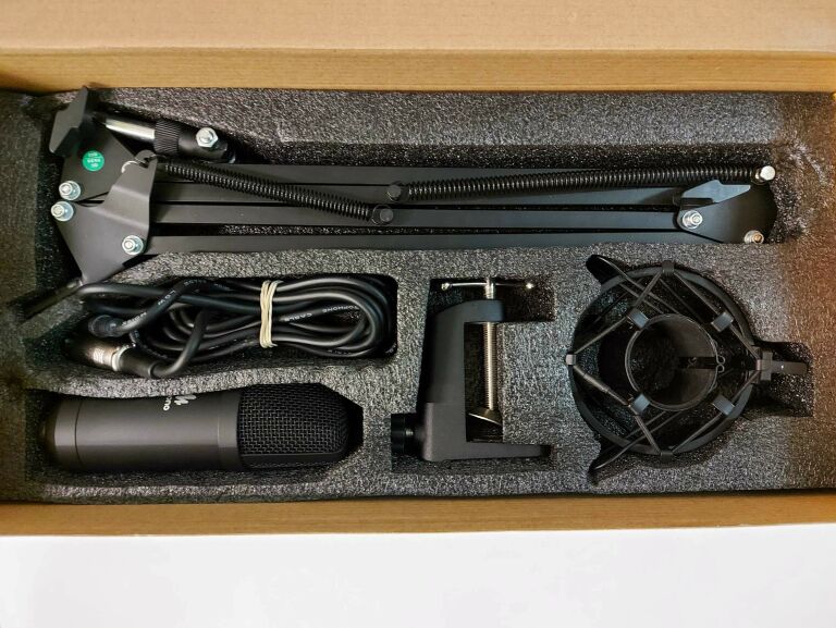 MIKROFON STUDYJNY MAONO AU-A03 PRO XLR