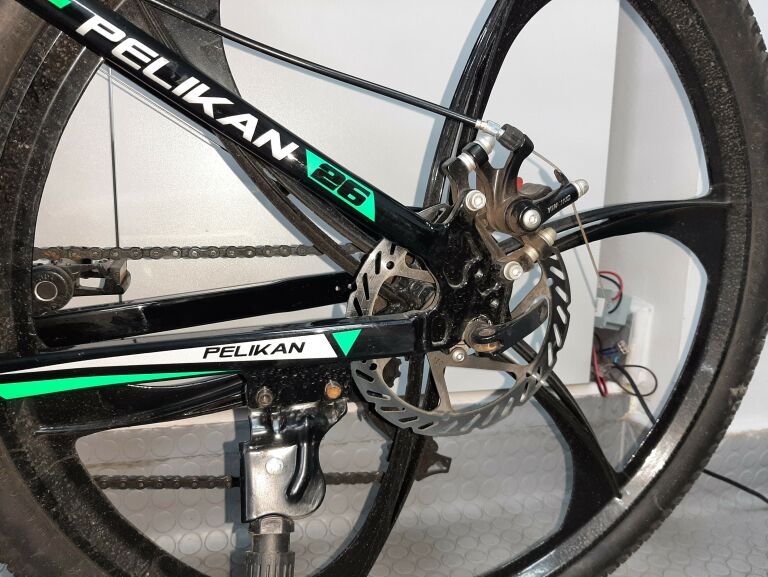 rower-mtb-pelikan-20-kola-26-c-shimano-opis-kolor-czarny