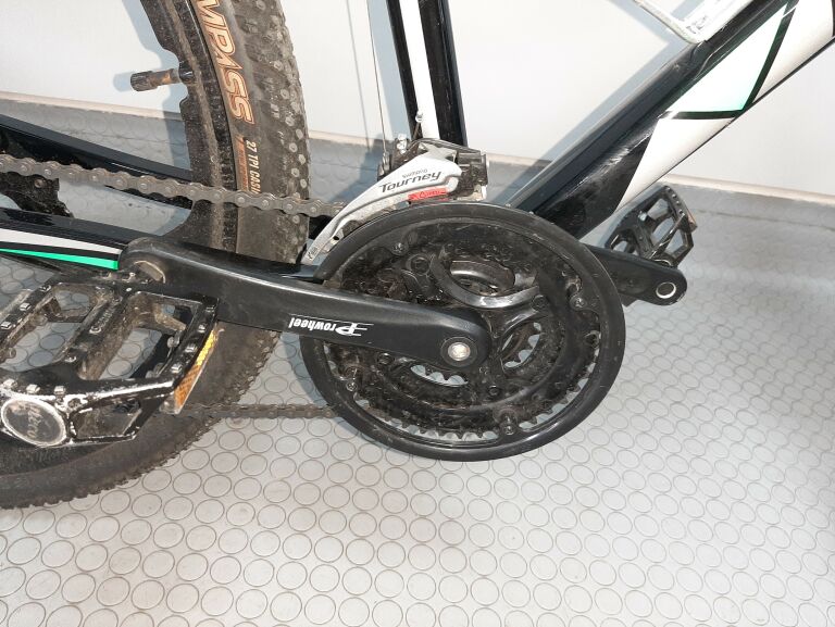 rower-mtb-pelikan-20-kola-26-c-shimano-opis-kod-producenta-002