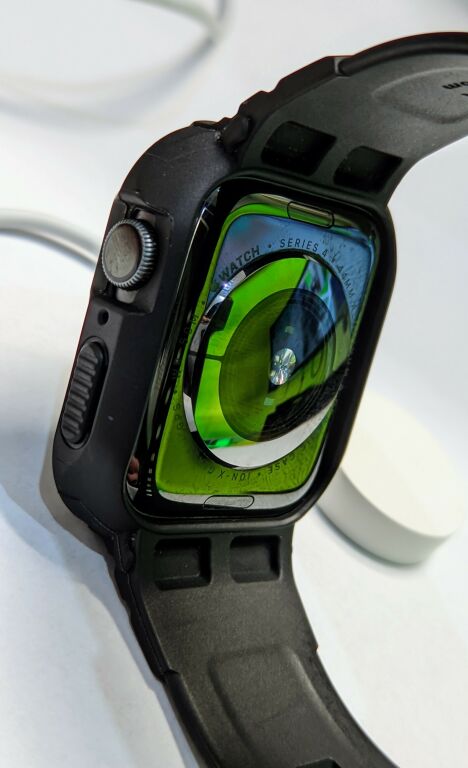 APPLE WATCH SERIES 4 44MM GPS/AKU 83%