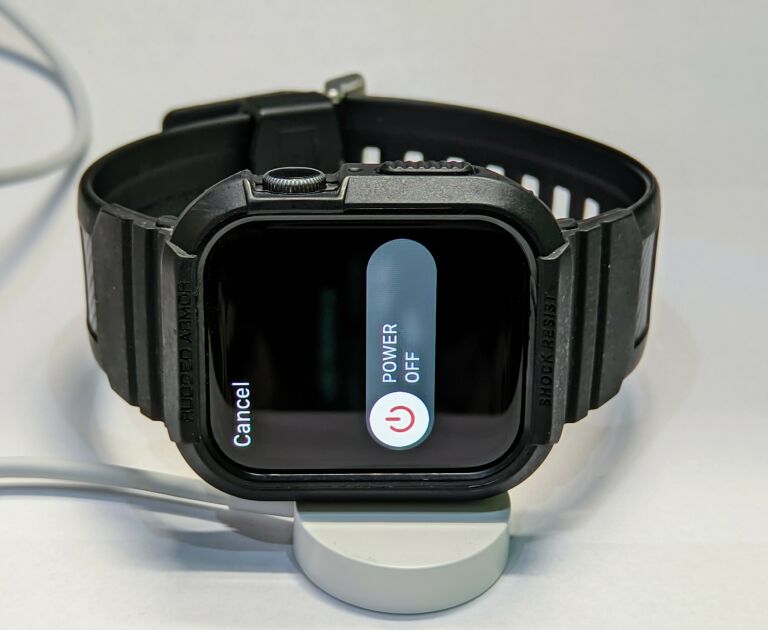 APPLE WATCH SERIES 4 44MM GPS/AKU 83%
