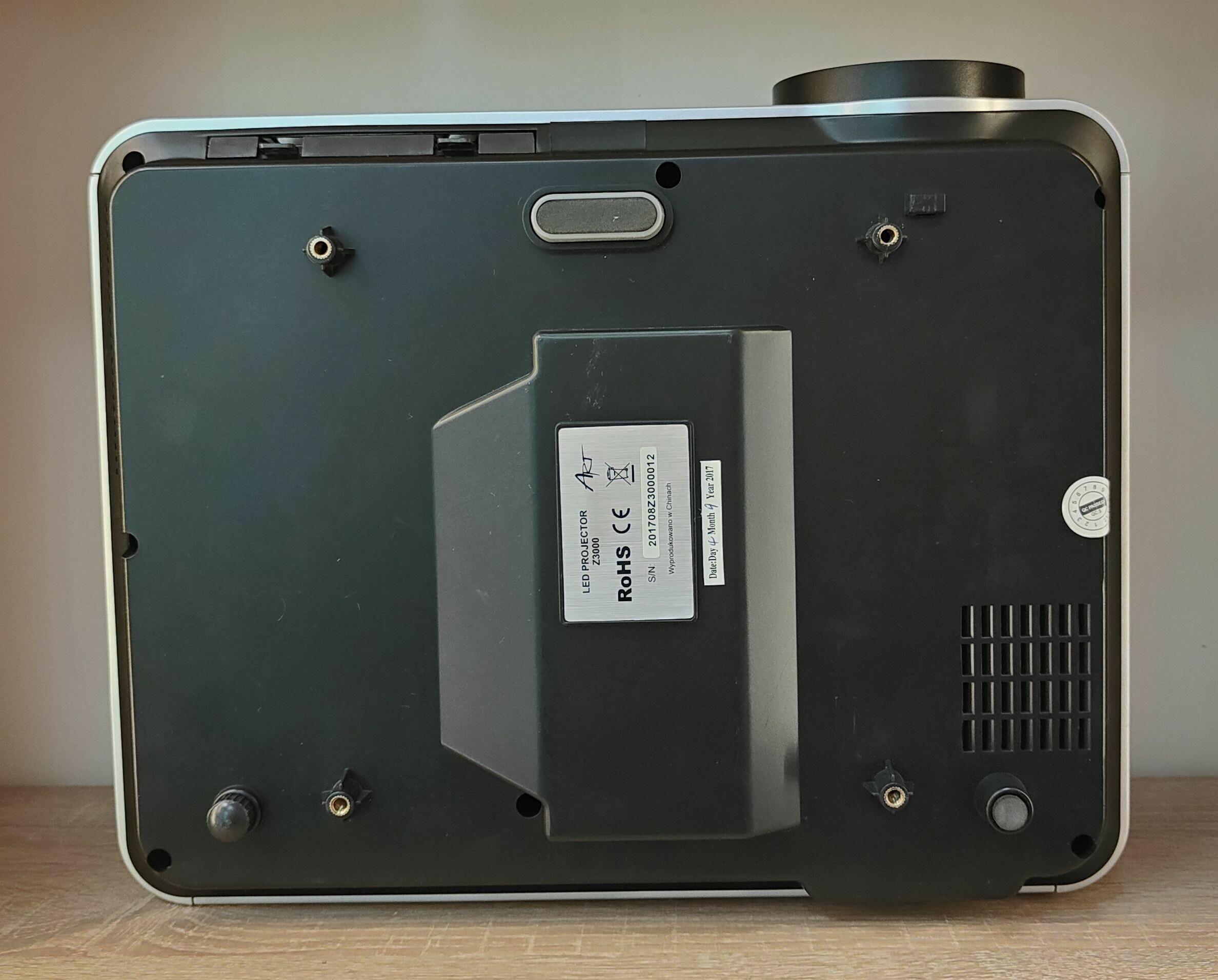 projektortv-art-z3000-1280x800-fajny-tani-zoba-stan-11323-2