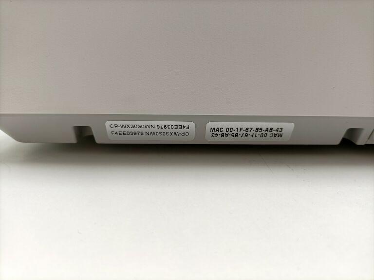 PROJEKTOR HITACHI CP-WX3030WN + ZASILACZ + PILOT