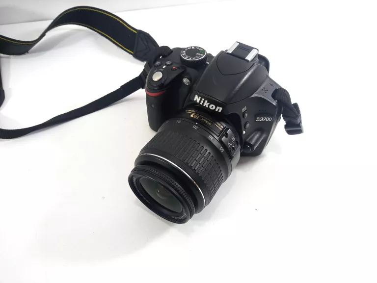 APARAT NIKON D3200 + TORBA I ŁADOWARKA