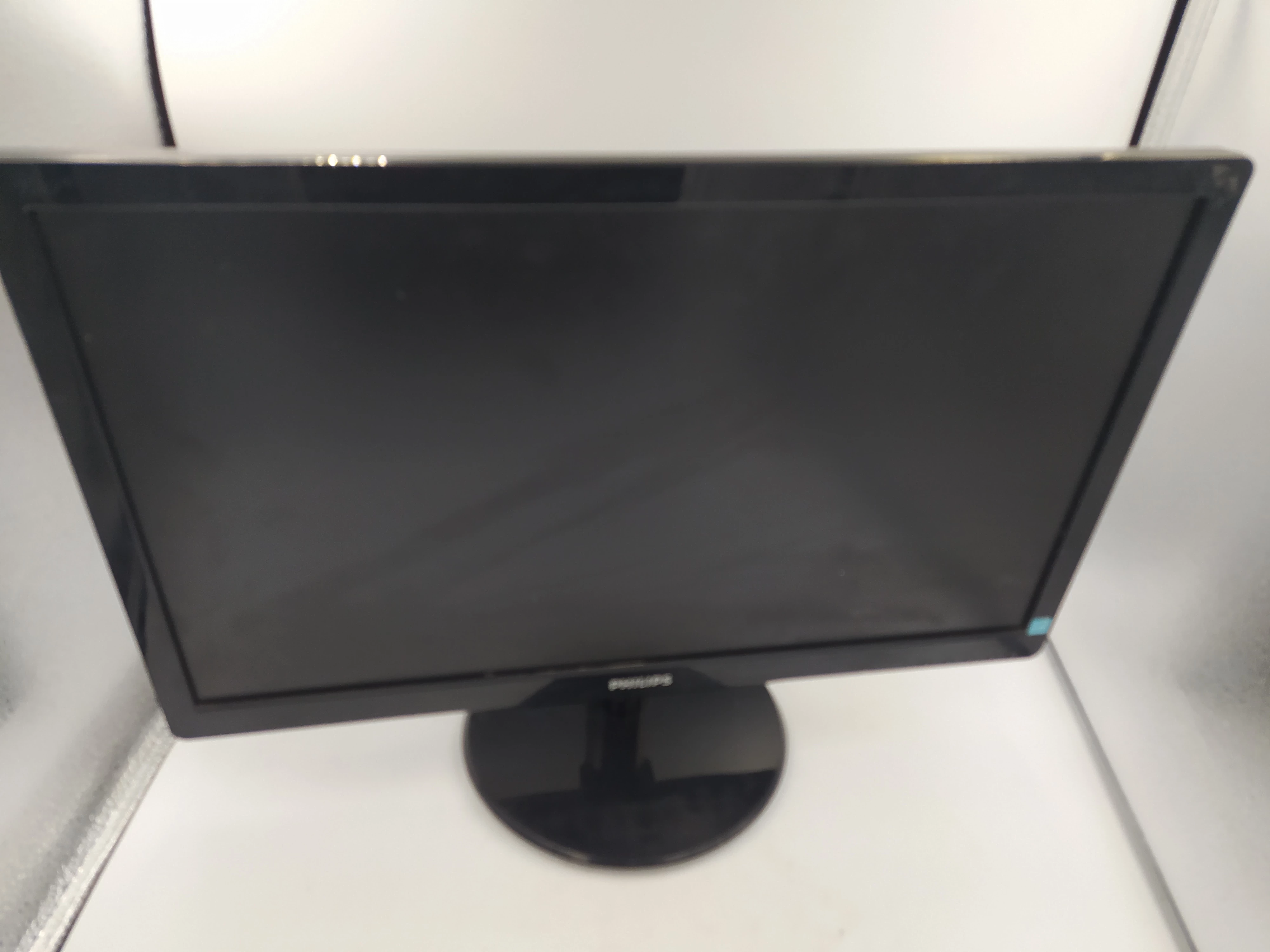 monitor-philips-226v-stan-uzywany