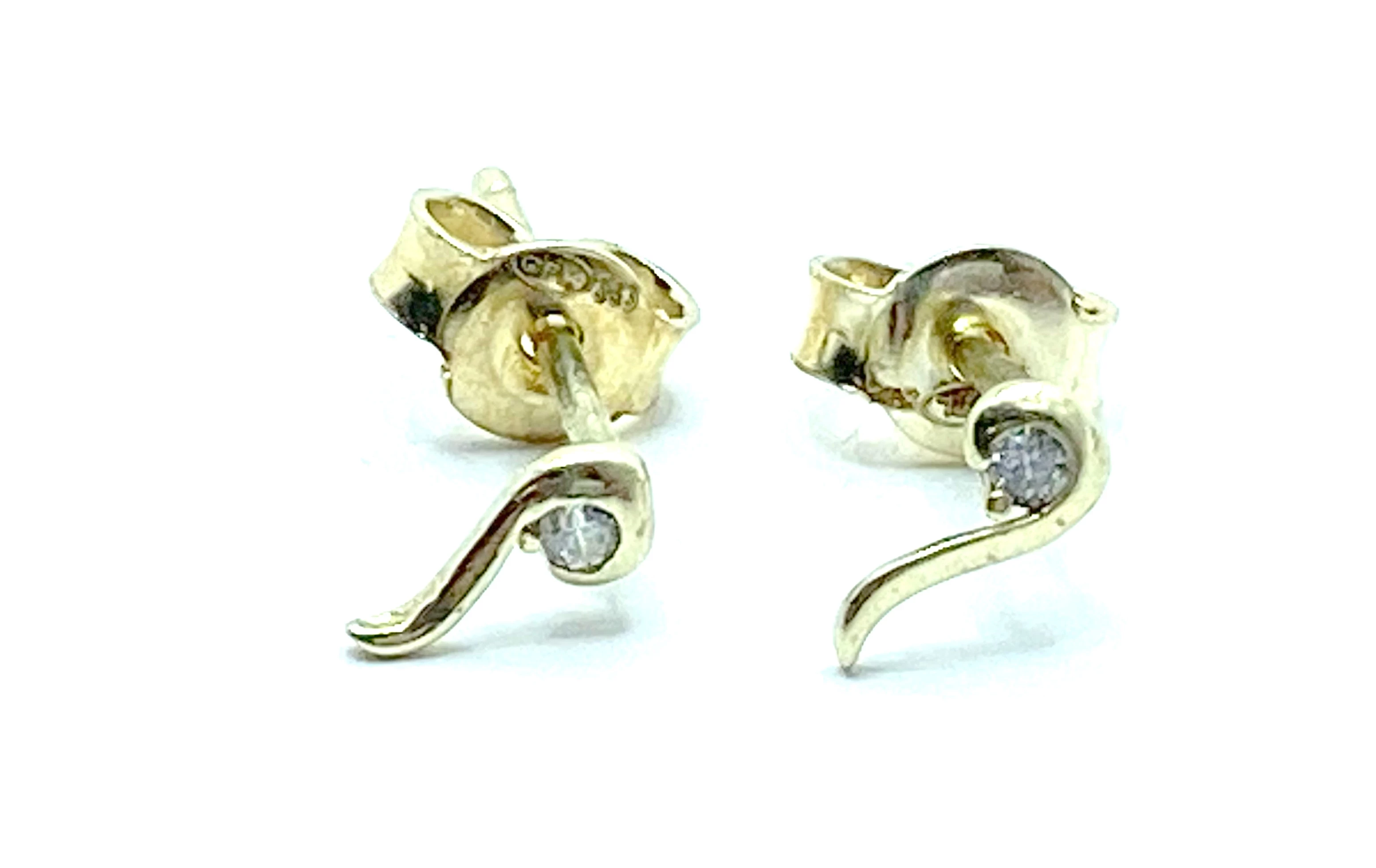 piekne-zlote-kolczyki-333-045-g-dl1-cm-karmelicka-45a-krakow