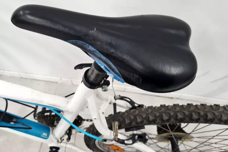 rower-rockrider-51-c2-2011-26-m-rozmiar-kola-24