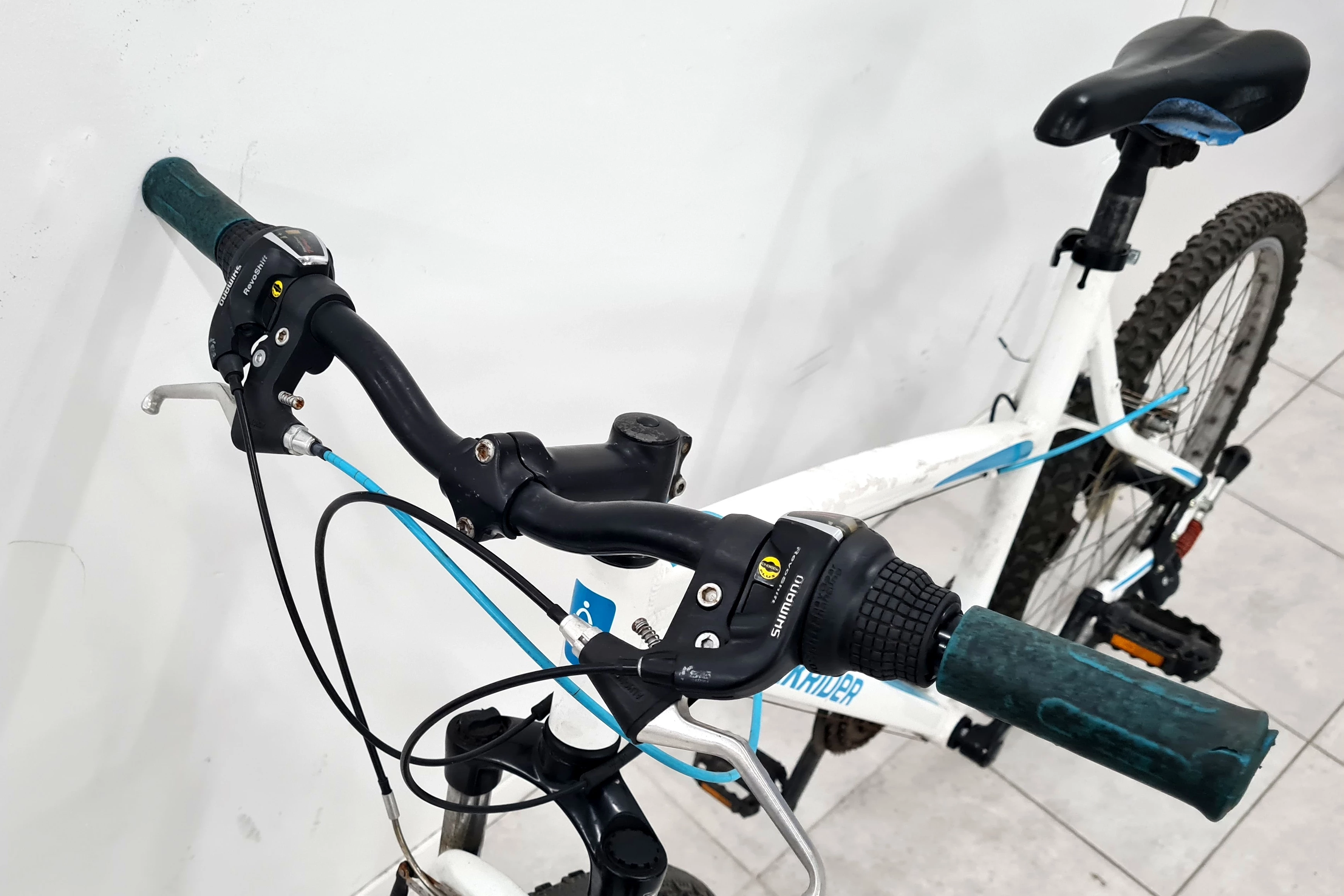 rower-rockrider-51-c2-2011-26-m-rozmiar-ramy-19-cali