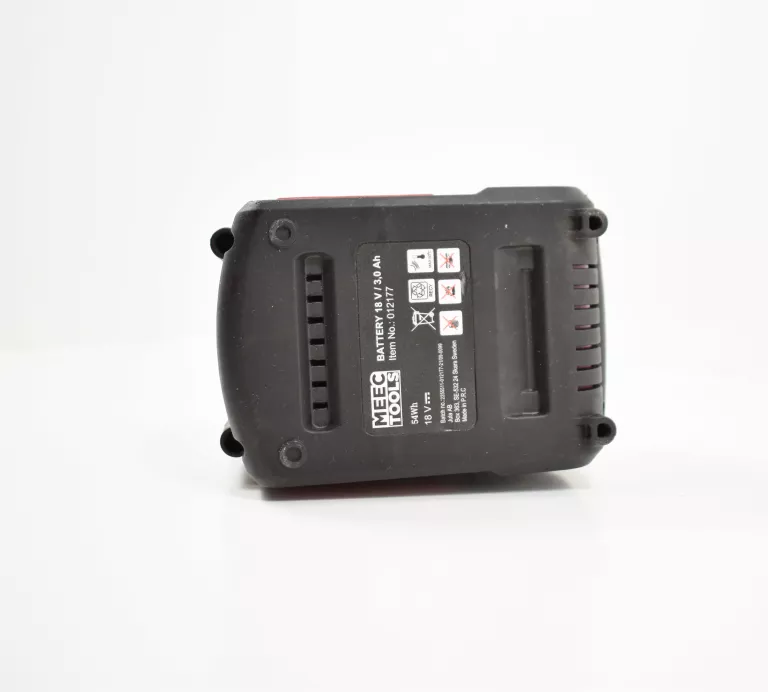 akumulatorowy-klucz-udarowy-meec-tools-250-nm-18-ean-1234567890128