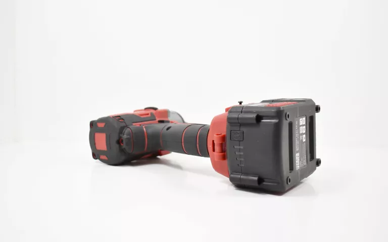 akumulatorowy-klucz-udarowy-meec-tools-250-nm-18-maksymalna-srednica-srub-inny-rozmiar