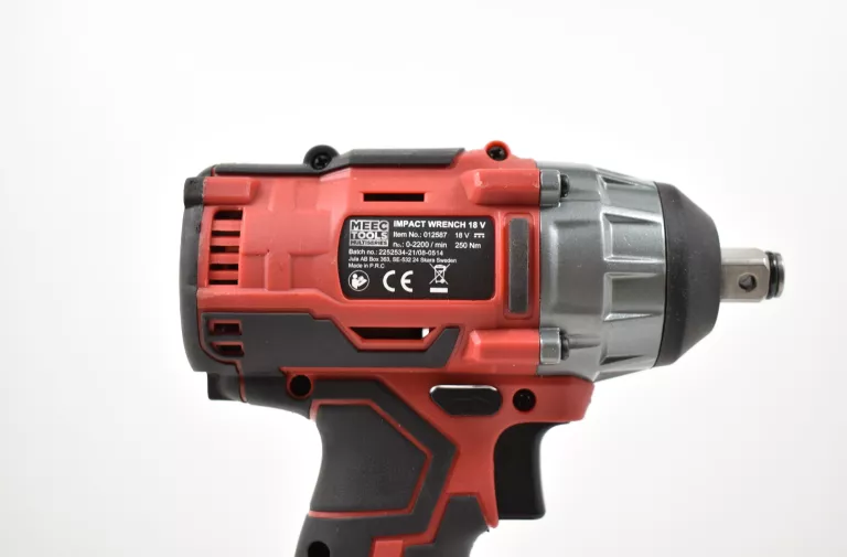 akumulatorowy-klucz-udarowy-meec-tools-250-nm-18-rodzaj-silnika-silnik-bezszczotkowy