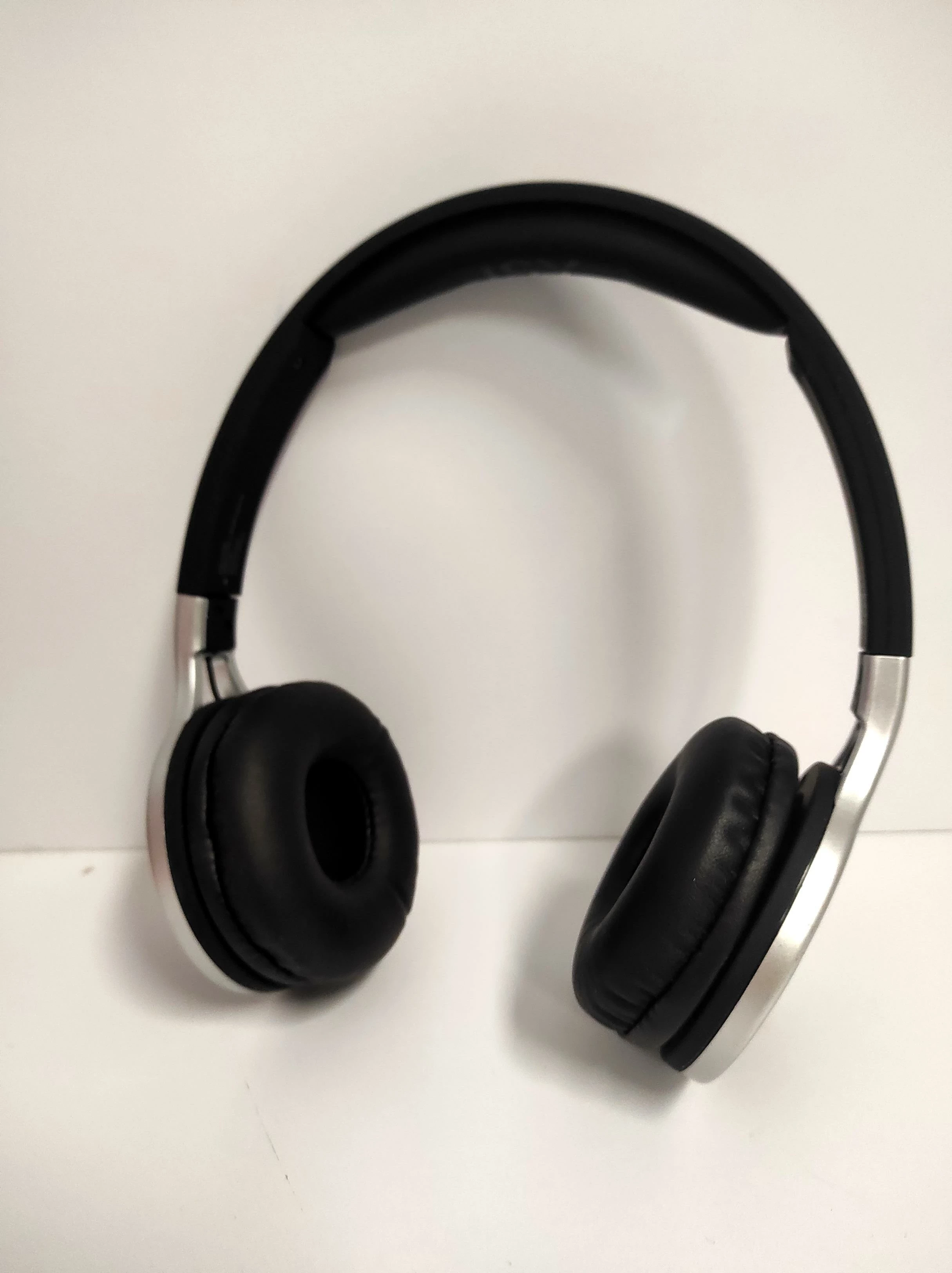 sluchawki-przewodowe-isy-ihp-1600-czarne-okazja-ean-gtin-4444444444