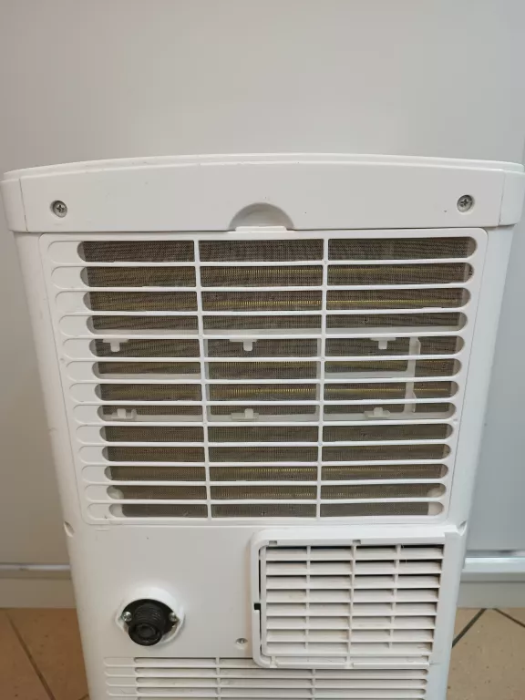 KLIMATYZATOR OK OAC 2223 PRZECIEKA BRAK ZATYCZKI