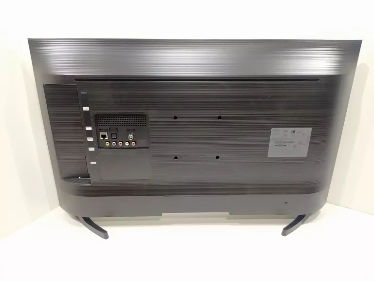 TELEWIZOR SAMSUNG UE 32T4302A 32 " SMART WIF
