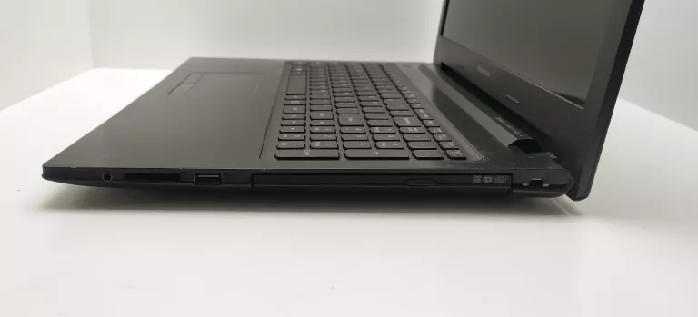 LAPTOP LENOVO IDEAPAD 300-15ISK 80Q7