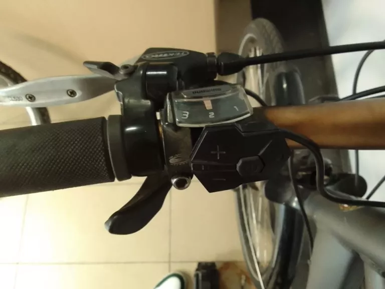 ROWER ELEKTRYCZNY BENELLI TREK 1.0 K28''