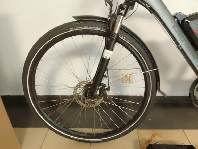 ROWER ELEKTRYCZNY BENELLI TREK 1.0 K28''