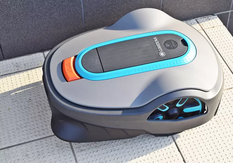 ROBOT KOSZĄCY GARDENA SILENO LIFE 1000 SMARTSYSTE