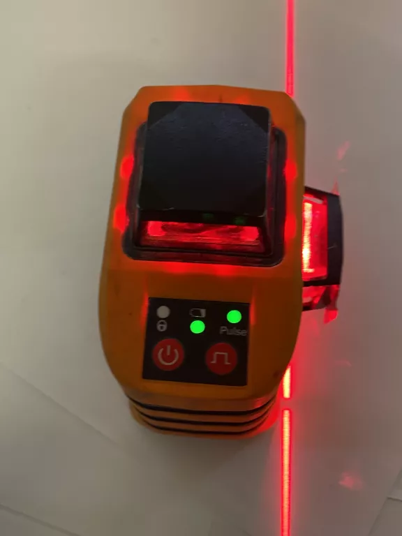 LASER KRZYŻOWY PŁASZCZYZNOWY NEO 75-103 15 M