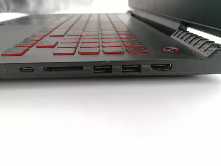 laptop-lenovo-legion-y520-15ikbn-gamingowy-zasil-przekatna-ekranu-15