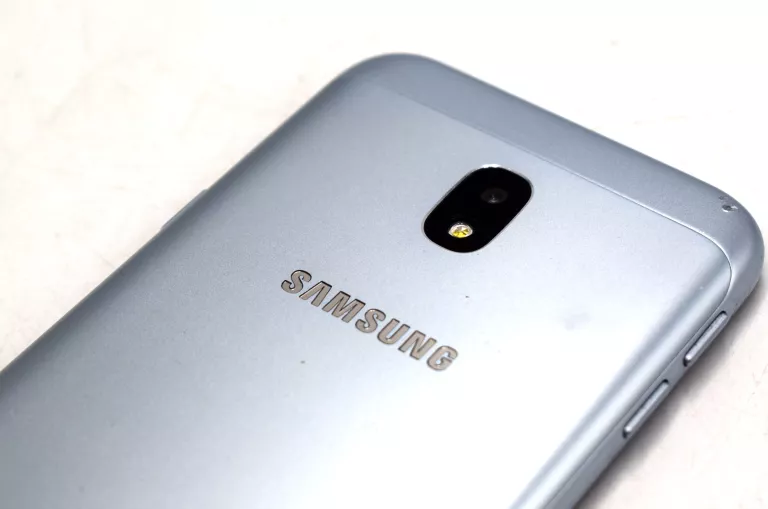 SMARTFON SAMSUNG GALAXY J3 2 GB / 16 GB NIEBIESKI