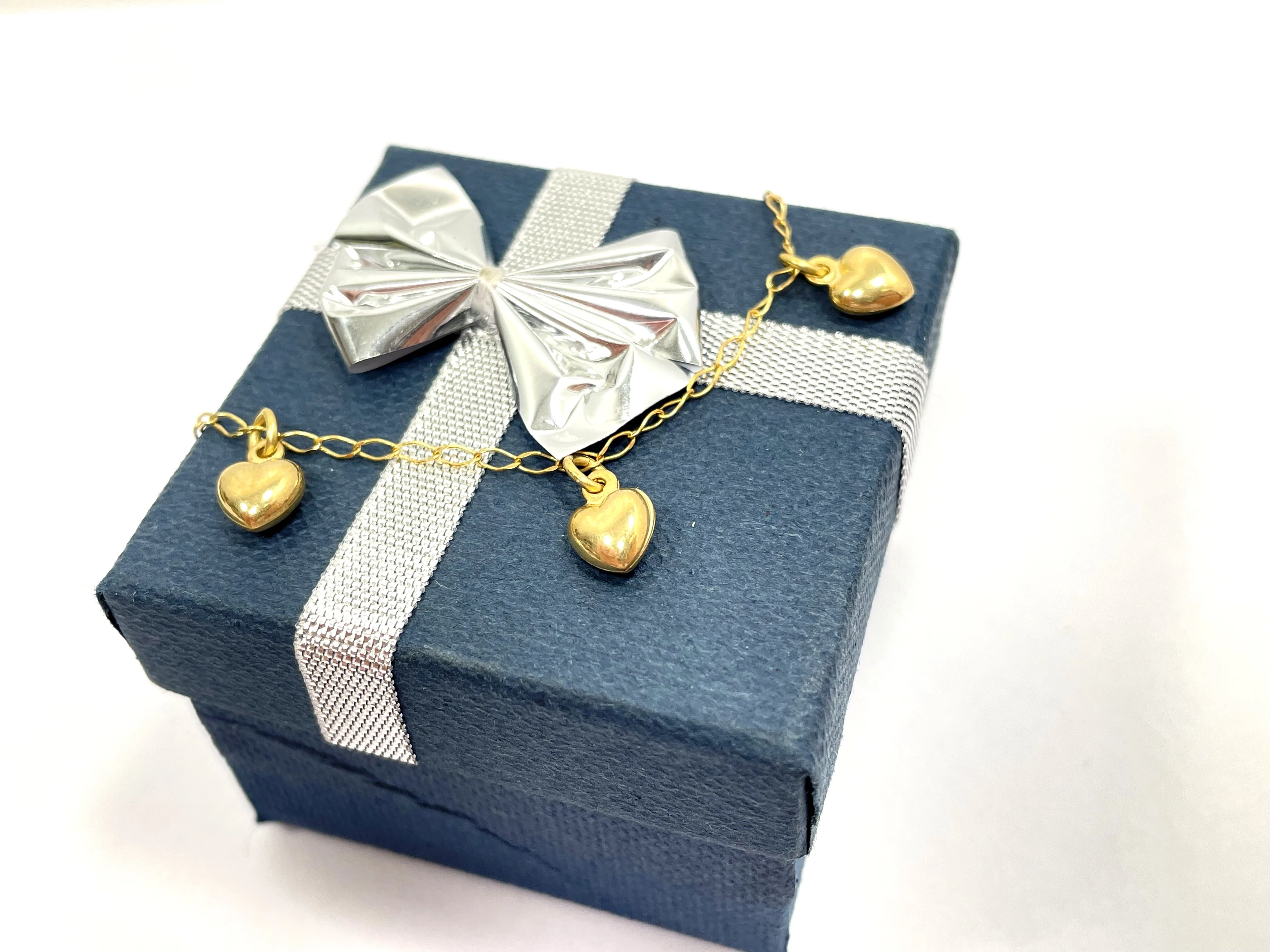 nowa-zlota-bransoletka-3-serduszka-585-147-17cm-motyw-129129-2