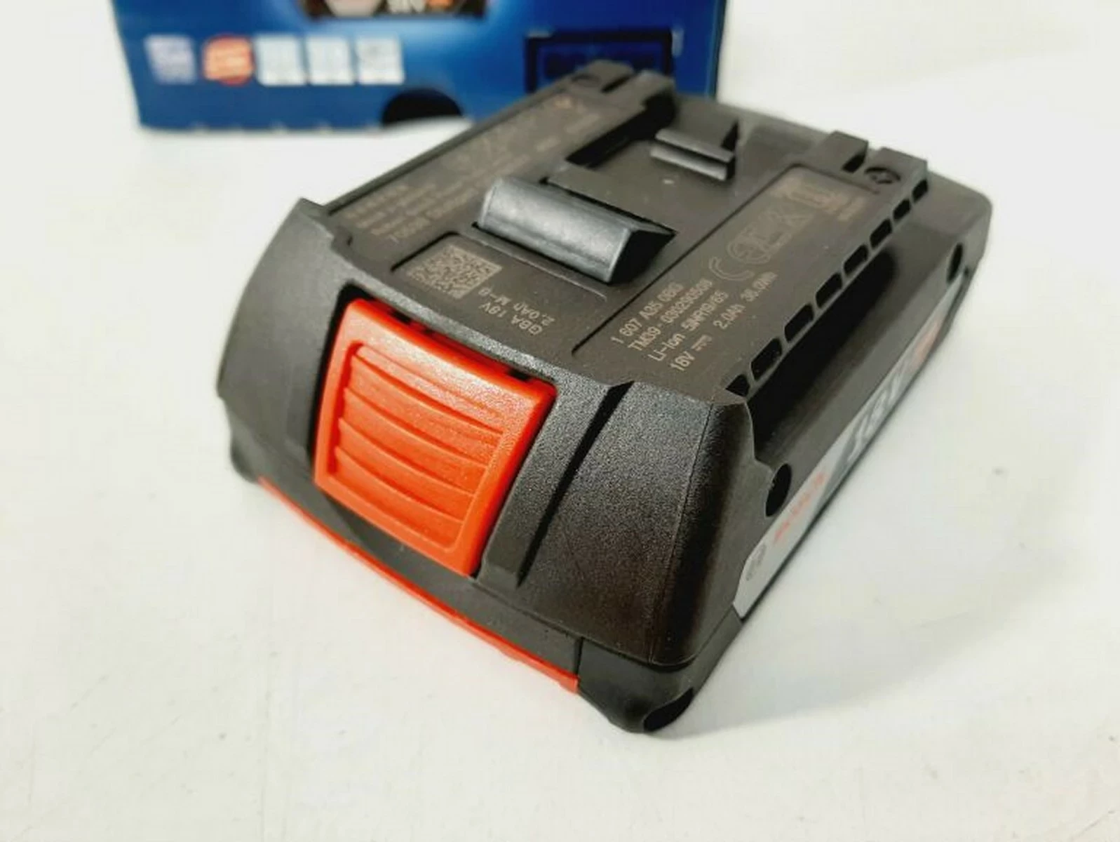 bateria-akumulator-bosch-gba-18v-20-ah-marka-bosch