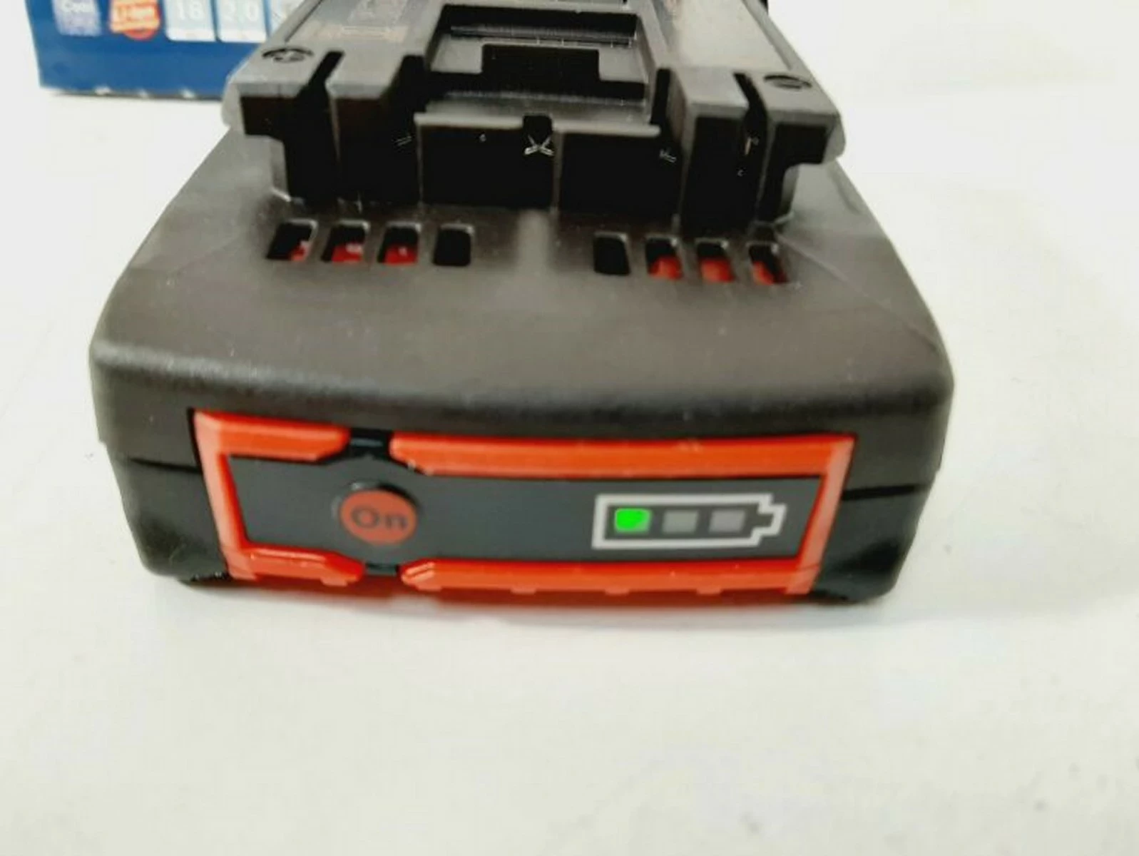 bateria-akumulator-bosch-gba-18v-20-ah-napiecie-v-18-v