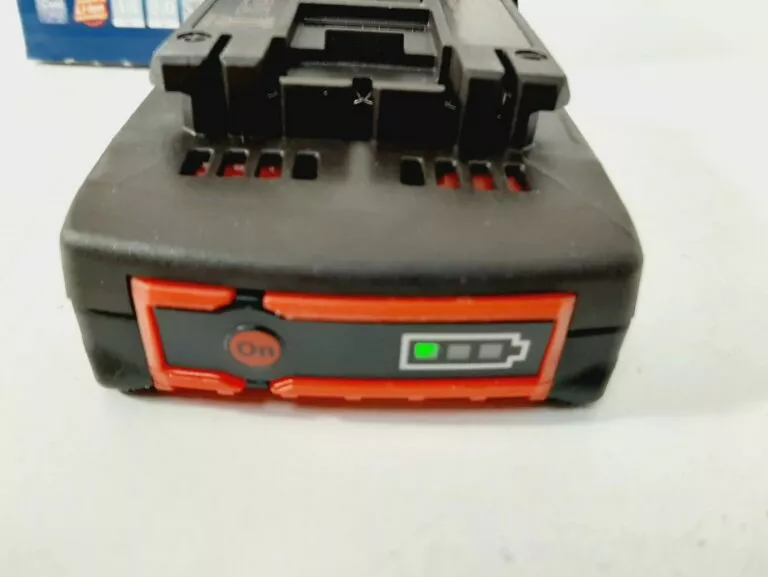 bateria-akumulator-bosch-gba-18v-20-ah-napiecie-v-18-v
